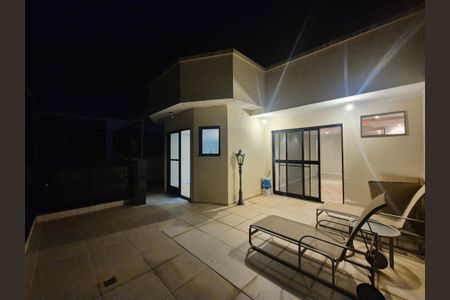 Apartamento para alugar com 240m², 3 quartos e 2 vagasVaranda