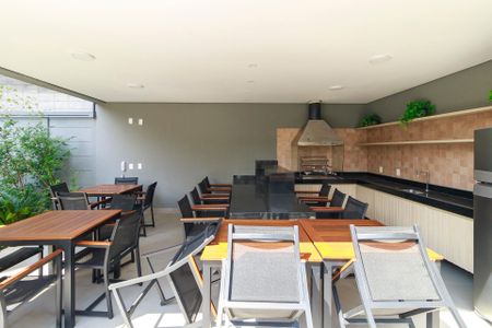 Apartamento à venda com 41m², 2 quartos e sem vagaÁrea Comum - Churrasqueira