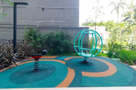 Apartamento à venda com 41m², 2 quartos e sem vagaÁrea Comum - Playground