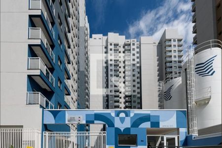Apartamento à venda com 53m², 2 quartos e 1 vaga Apartamento à venda com 53m², 2 quartos e 1 vagaFachada