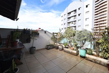 Apartamento à venda com 130m², 2 quartos e 2 vagasCobertura