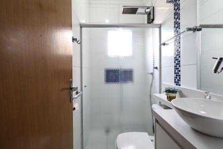 Apartamento à venda com 130m², 2 quartos e 2 vagasBanheiro Social