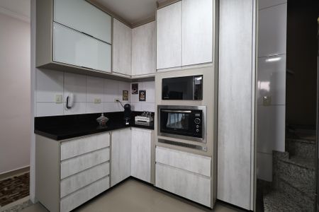 Apartamento à venda com 130m², 2 quartos e 2 vagasCozinha