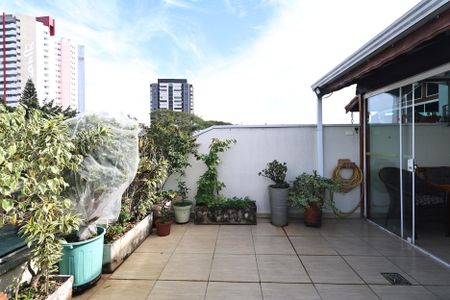 Apartamento à venda com 130m², 2 quartos e 2 vagasCobertura