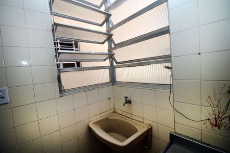 Apartamento para alugar com 54m², 3 quartos e 1 vagaÁrea de Serviço