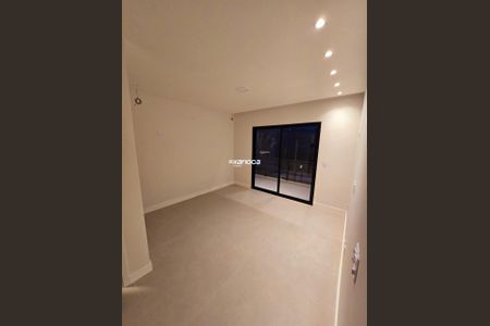 Casa à venda com 250m², 4 quartos e 2 vagas