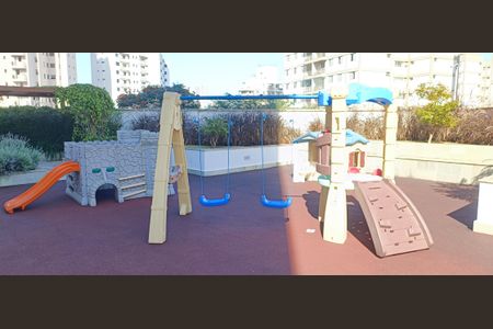 Apartamento à venda com 300m², 5 quartos e 5 vagas Apartamento à venda com 300m², 5 quartos e 5 vagasÁrea comum - Playground