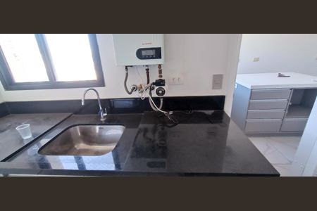 Apartamento à venda com 300m², 5 quartos e 5 vagas Apartamento à venda com 300m², 5 quartos e 5 vagasÁrea de Serviço