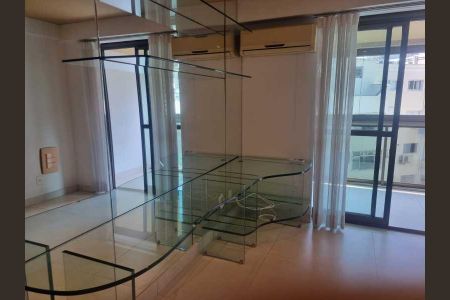 Apartamento à venda com 65m², 2 quartos e 1 vaga
