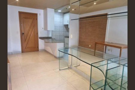 Apartamento à venda com 65m², 2 quartos e 1 vaga
