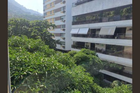 Apartamento à venda com 65m², 2 quartos e 1 vaga