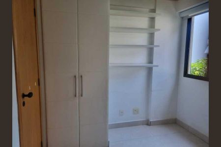 Apartamento à venda com 65m², 2 quartos e 1 vaga