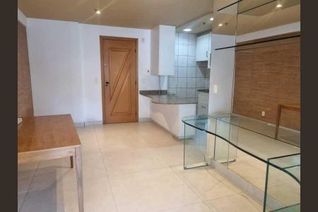 Apartamento à venda com 65m², 2 quartos e 1 vaga