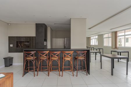 Apartamento à venda com 65m², 2 quartos e 1 vaga Apartamento à venda com 65m², 2 quartos e 1 vagaÁrea comum - Salão de festas