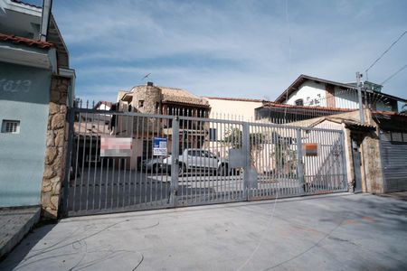 Casa à venda com 308m², 3 quartos e 13 vagasFachada