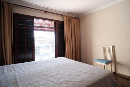 Casa à venda com 308m², 3 quartos e 13 vagasSuíte