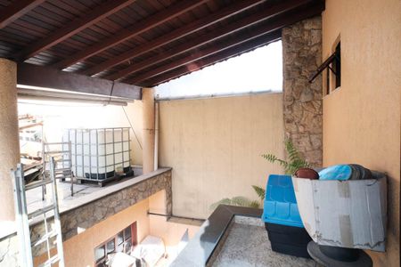 Casa à venda com 308m², 3 quartos e 13 vagasQuarto 1 Vista 