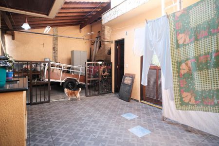 Casa à venda com 308m², 3 quartos e 13 vagasÁrea externa