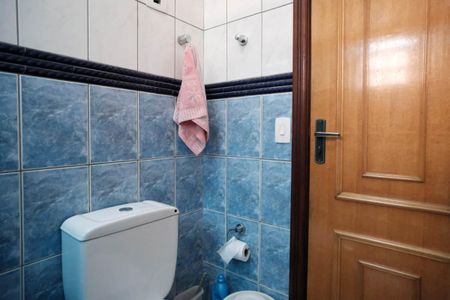 Casa à venda com 308m², 3 quartos e 13 vagasBanheiro 2