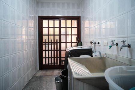 Casa à venda com 308m², 3 quartos e 13 vagasÁrea de Serviço