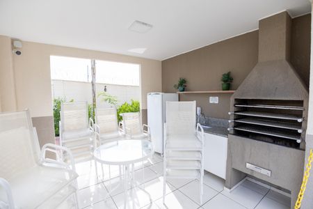 Apartamento para alugar com 42m², 2 quartos e 1 vagaÁrea comum - Churrasqueira