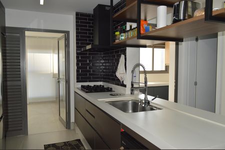 Apartamento à venda com 163m², 4 quartos e 2 vagasCozinha