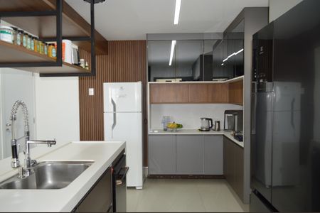 Apartamento à venda com 163m², 4 quartos e 2 vagasCozinha