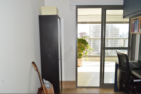 Apartamento à venda com 163m², 4 quartos e 2 vagasQuarto 1 (Escritório)