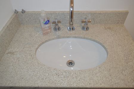 Apartamento à venda com 163m², 4 quartos e 2 vagasBanheiro