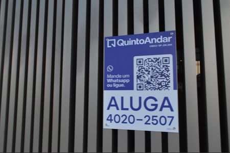 Apartamento à venda com 163m², 4 quartos e 2 vagasFachada e Plaquinha