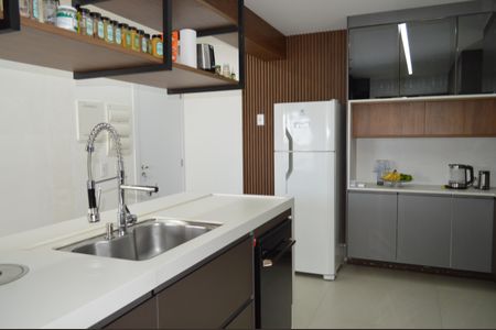 Apartamento à venda com 163m², 4 quartos e 2 vagasCozinha
