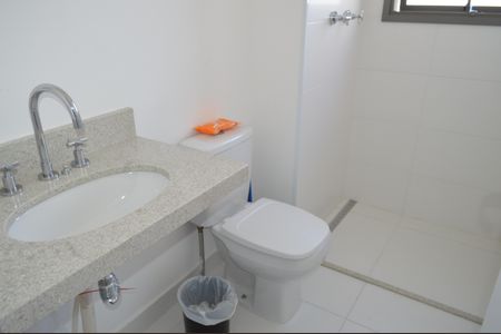 Apartamento à venda com 163m², 4 quartos e 2 vagasBanheiro da suíte 1