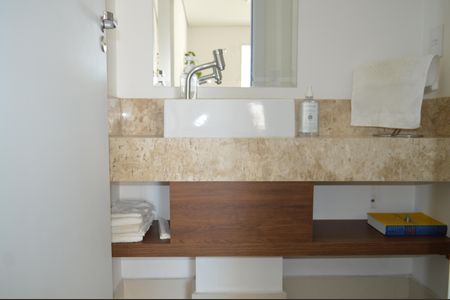 Apartamento à venda com 163m², 4 quartos e 2 vagasLavabo