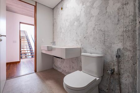 Casa à venda com 278m², 3 quartos e 2 vagas Casa à venda com 278m², 3 quartos e 2 vagasSuíte 1 Banheiro