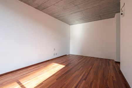 Casa à venda com 278m², 3 quartos e 2 vagas Casa à venda com 278m², 3 quartos e 2 vagasSuíte 1