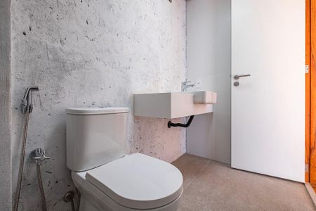 Casa à venda com 278m², 3 quartos e 2 vagas Casa à venda com 278m², 3 quartos e 2 vagasSuíte 2 Banheiro