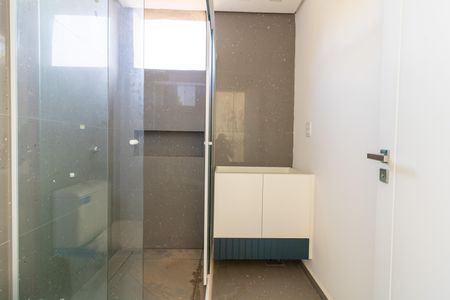 Casa à venda com 1106m², 3 quartos e 8 vagasBanheiro da Suíte 1