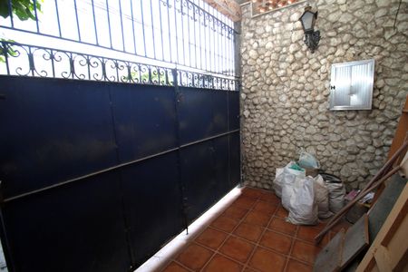 Casa à venda com 70m², 2 quartos e 1 vagaGaragem