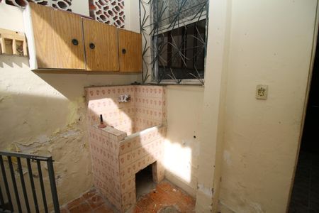 Casa à venda com 70m², 2 quartos e 1 vagaÁrea de Serviço