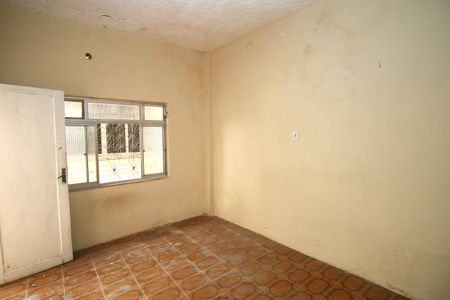 Casa à venda com 70m², 2 quartos e 1 vagaQuarto de Serviço