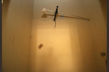 Casa à venda com 70m², 2 quartos e 1 vagaBanheiro de serviço