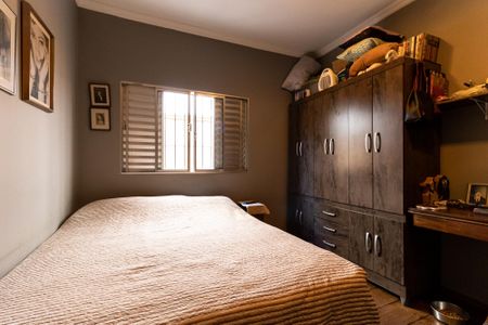 Casa à venda com 180m², 4 quartos e 2 vagas Casa à venda com 180m², 4 quartos e 2 vagasQuarto 2