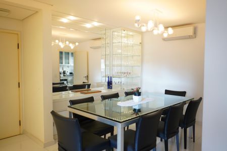 Apartamento à venda com 168m², 3 quartos e 3 vagasSala