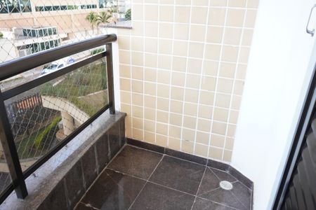 Apartamento à venda com 168m², 3 quartos e 3 vagasSacada Suíte 3