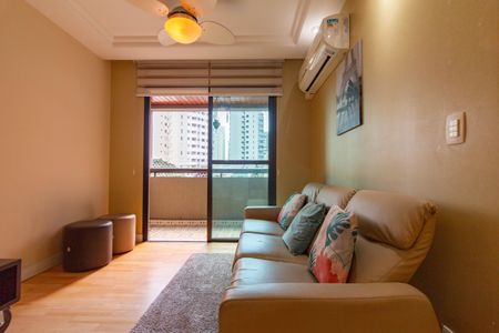 Apartamento à venda com 77m², 3 quartos e 1 vaga Apartamento à venda com 77m², 3 quartos e 1 vagaSala