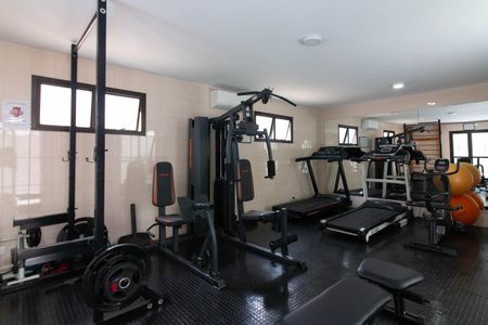 Apartamento à venda com 77m², 3 quartos e 1 vaga Apartamento à venda com 77m², 3 quartos e 1 vagaÁrea comum - Academia