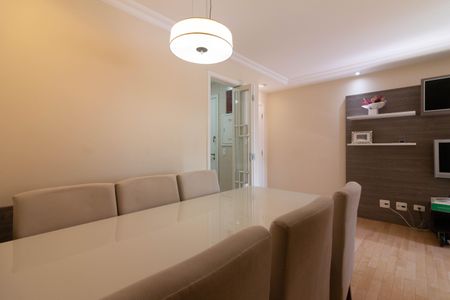 Apartamento à venda com 77m², 3 quartos e 1 vaga Apartamento à venda com 77m², 3 quartos e 1 vagaSala de Jantar