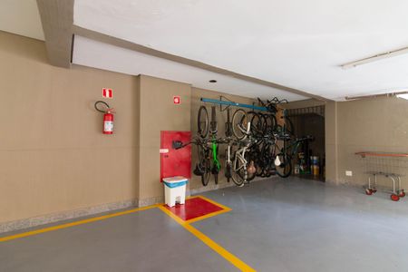 Apartamento à venda com 77m², 3 quartos e 1 vaga Apartamento à venda com 77m², 3 quartos e 1 vagaBicicletário