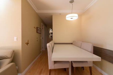 Apartamento à venda com 77m², 3 quartos e 1 vaga Apartamento à venda com 77m², 3 quartos e 1 vagaSala de Jantar