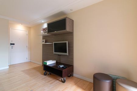 Apartamento à venda com 77m², 3 quartos e 1 vaga Apartamento à venda com 77m², 3 quartos e 1 vagaSala